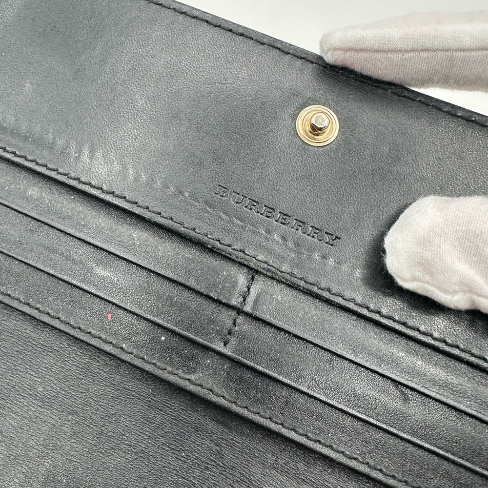 Burberry Patent Embossed Leather Wallet - Picture 10 of 15